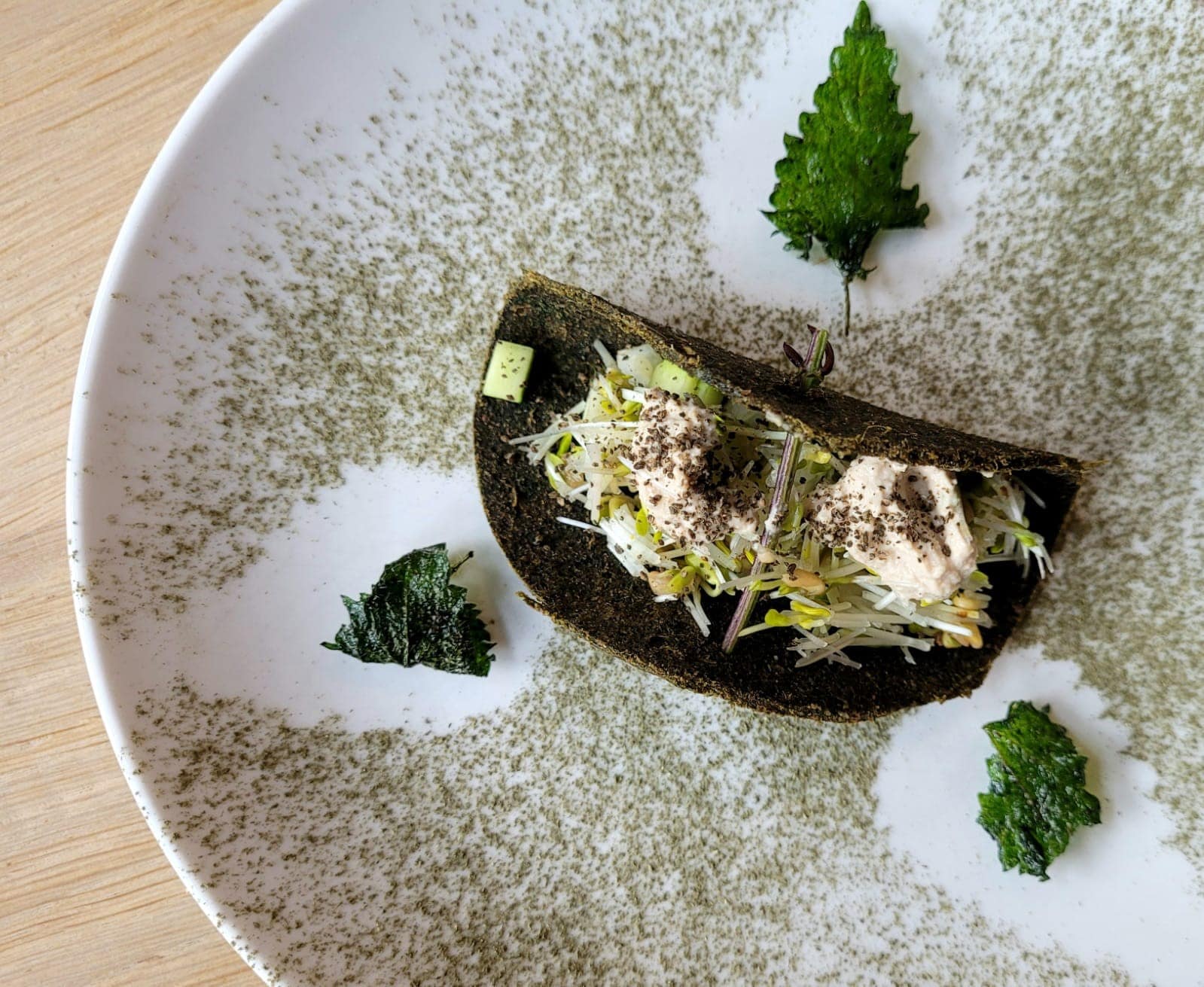 Wraps d'orties garnis - Cuisine Sauvage ASBL